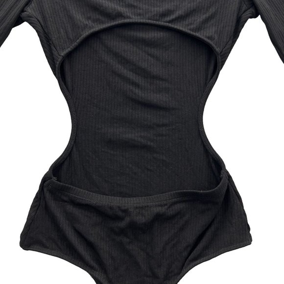 ASTR THE LABEL Black Ribbed Knit Somerset Mock Neck Cutout Bodysuit Small - 0016 - Picture 4 of 10